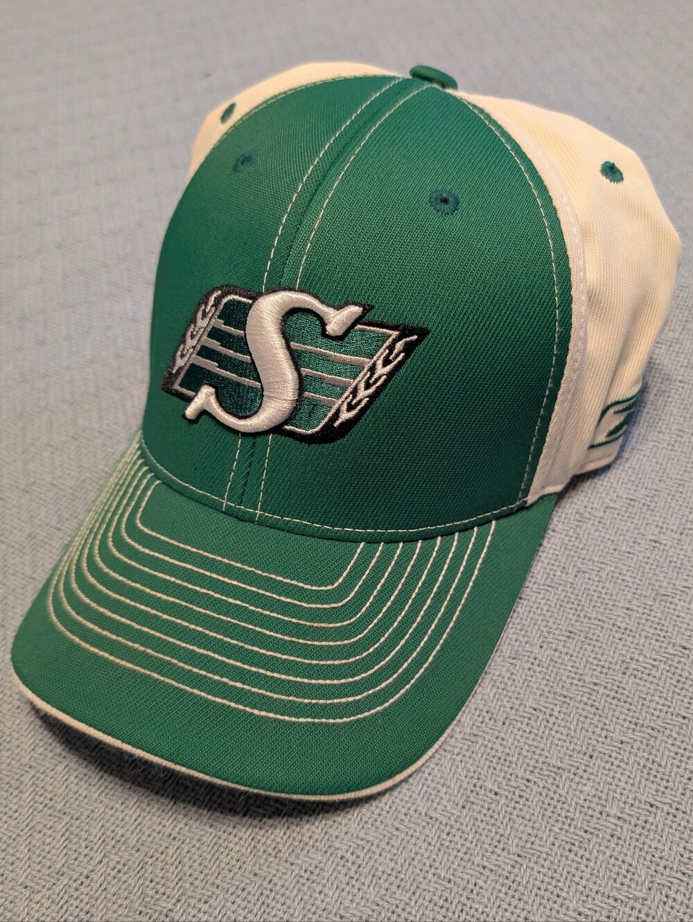 Saskatchewan Roughriders CFL Reebok Stretchfit Hat Cap Size L/XL